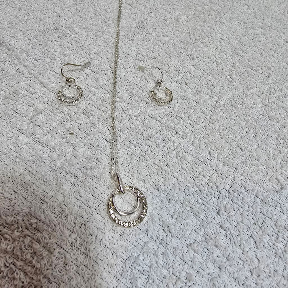Women's Avon Silver Tone Necklace & Earrings Set, One Size